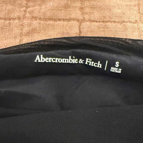 Abercrombie & Fitch Elegant Black Ruched Top - Picture 2 of 4